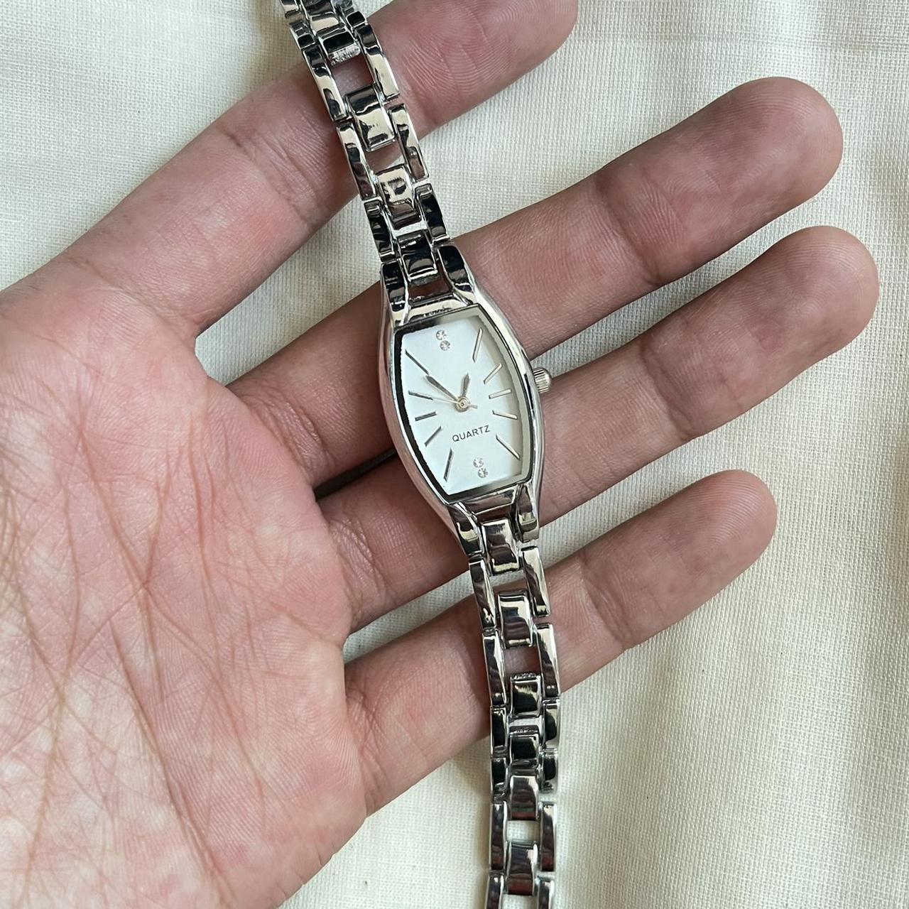 2000s Vintage Stainless Steel Quartz Watch